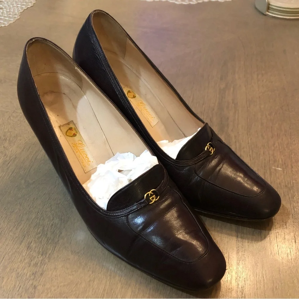 VINTAGE 1970s GUCCI Designer Luxury Italian Charm Mahogany Leather Heel Pumps - Picture 14 of 15